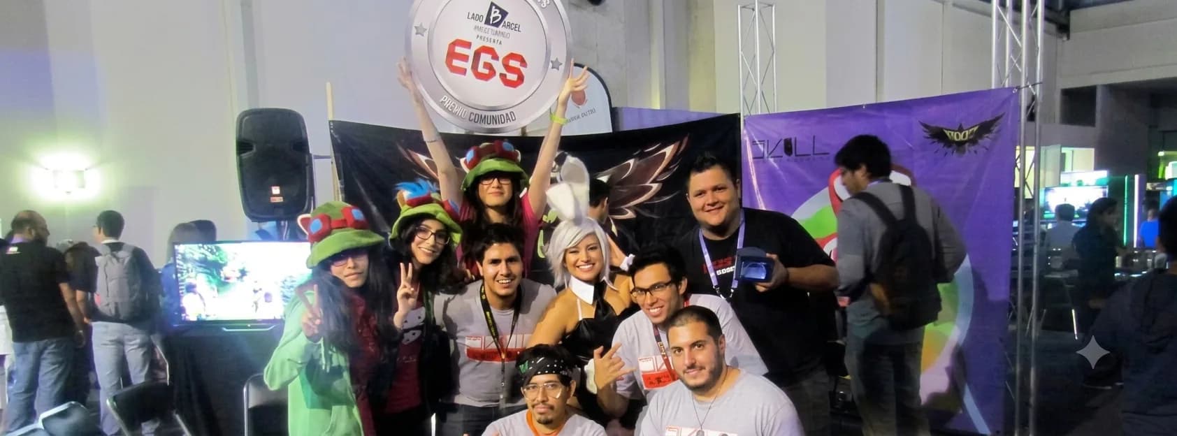 Comunidad de Skill Esports en un evento presencial